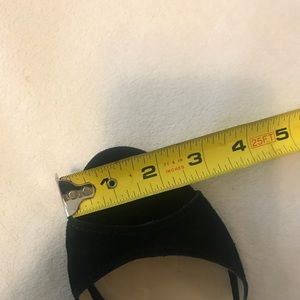 Jimmy Choo sandals toe box measurements